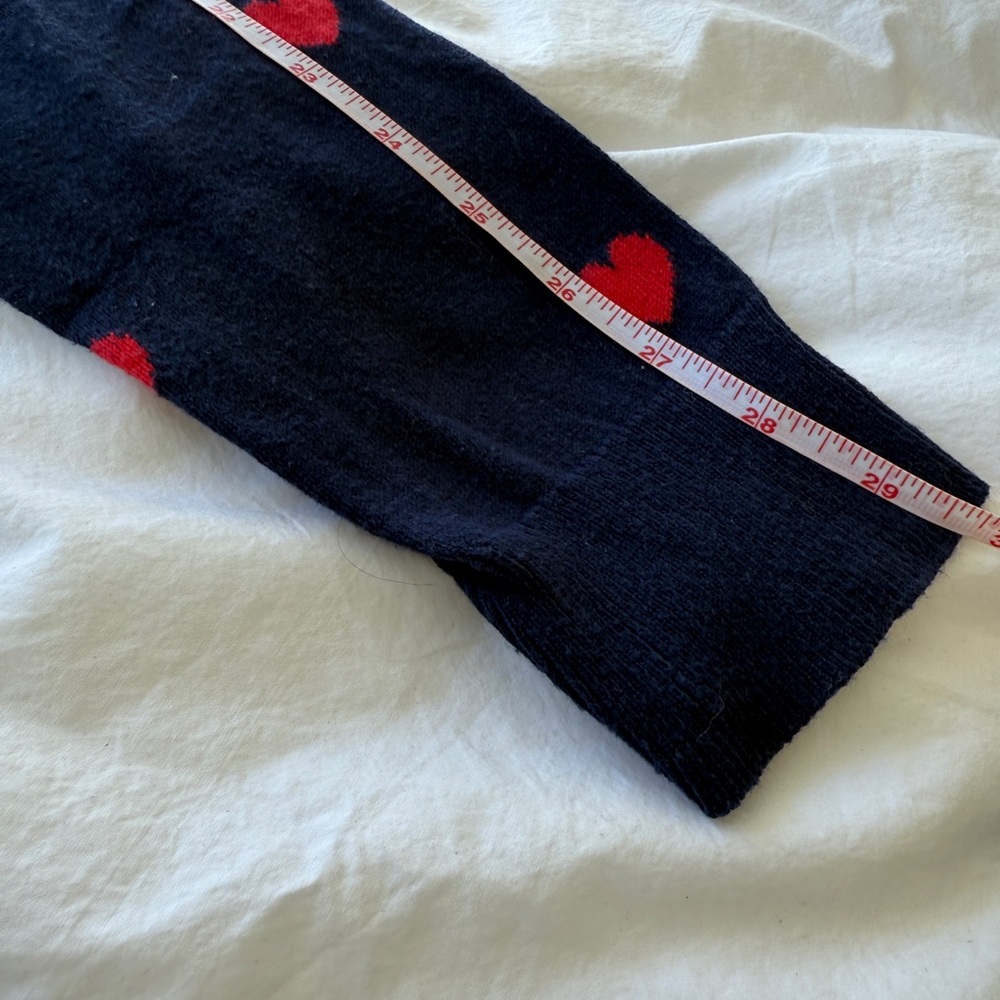 GAP Intarsia Heart Sweater ❤️ size L - Picture 11 of 11